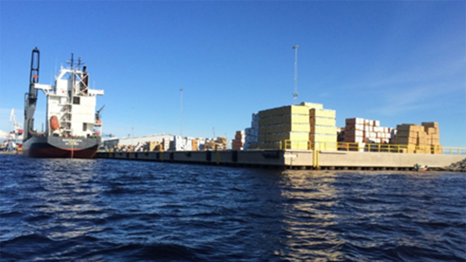 Oulu port's West pier and harbor field